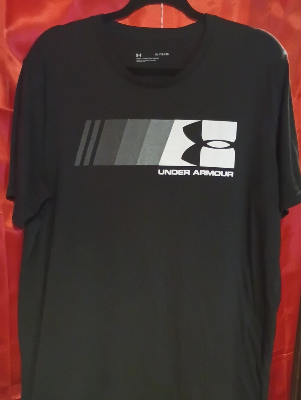 Under Armour Black Short Sleeve Tee with Gray-to-White Gradient Logo